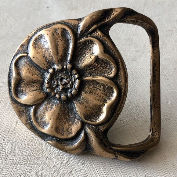 Vintage 1974 Solid Brass Belt Buckle Windflower Hippie Boho Tech Ether Guild - Picture 1 of 10